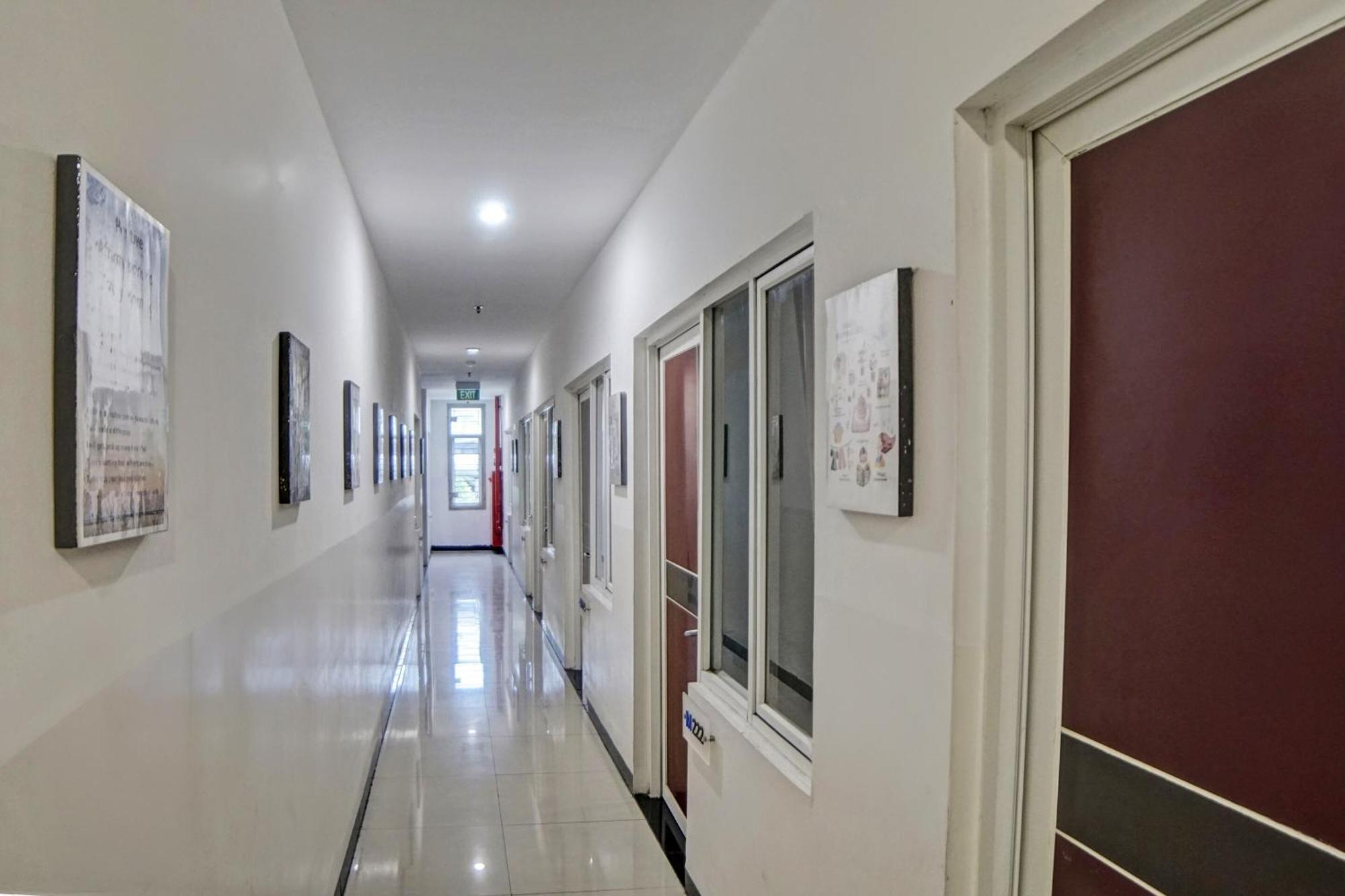 Spot On 92822 Finest House Near Amplas Bus Terminal Hotel Medan